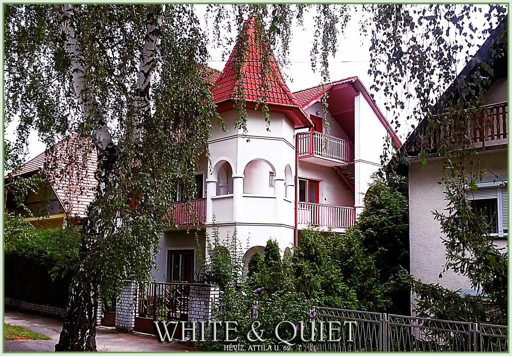 White & Quiet Apartment House Heviz Exterior foto